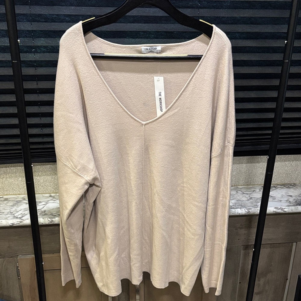The Workshop Beige Ribbed Soft V Neck LS Relaxed Fit Casual Sweater WN XXXL NWT